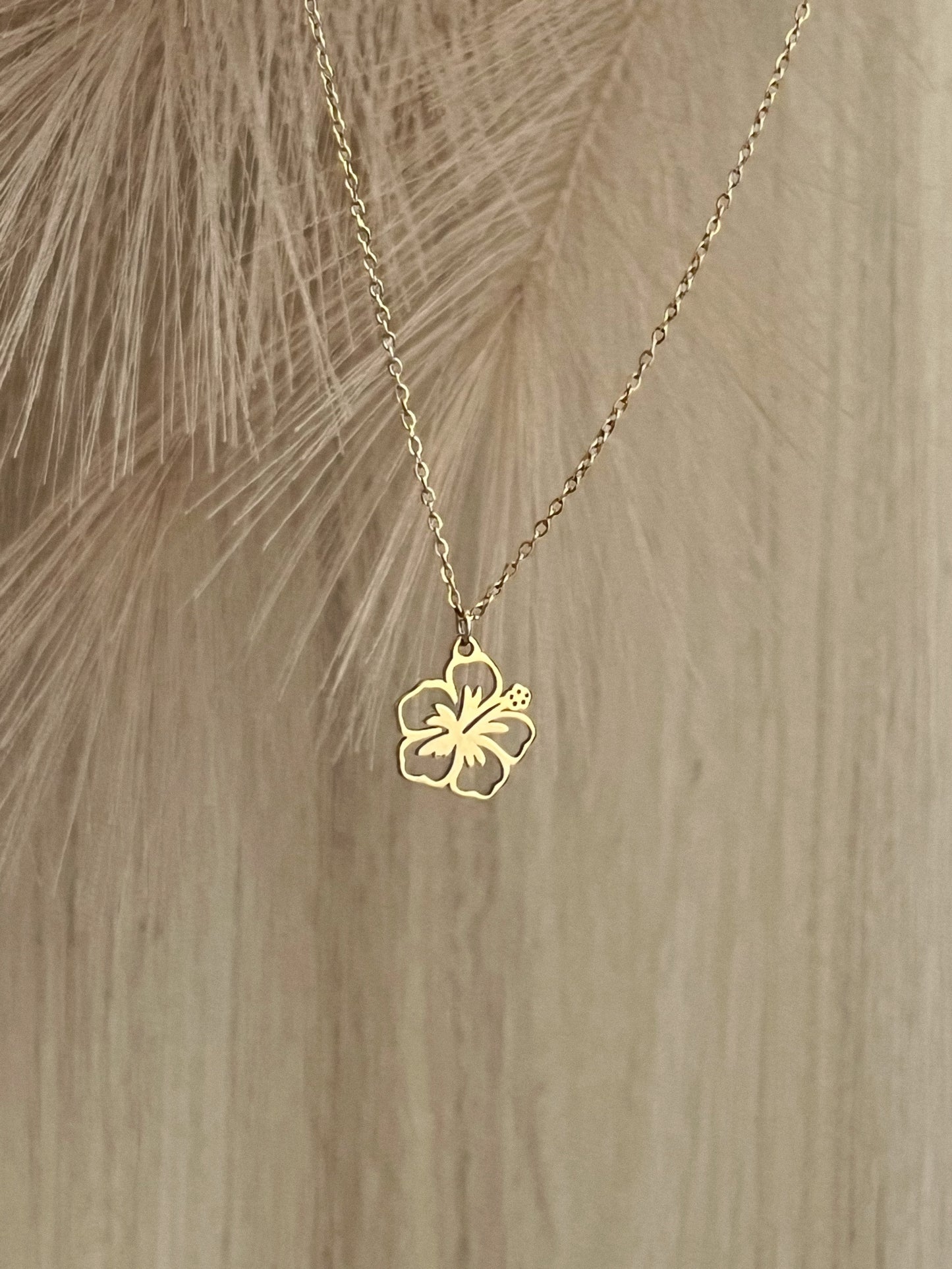 Collier Hibiscus
