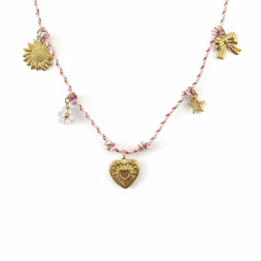 Collier cœur de pétales