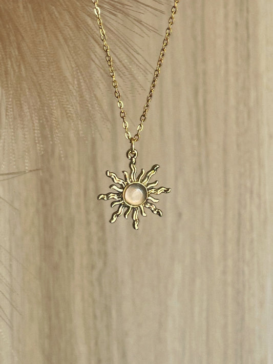 Collier Solis